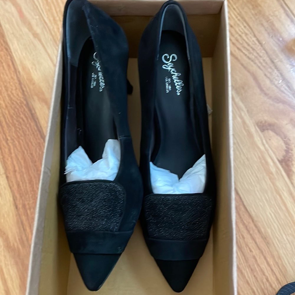Seychelles heels